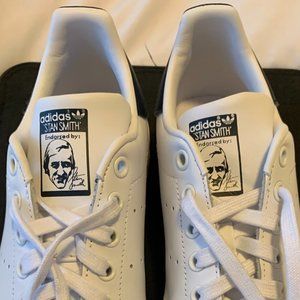 Women's Adidas Stan Smith - Size 8
